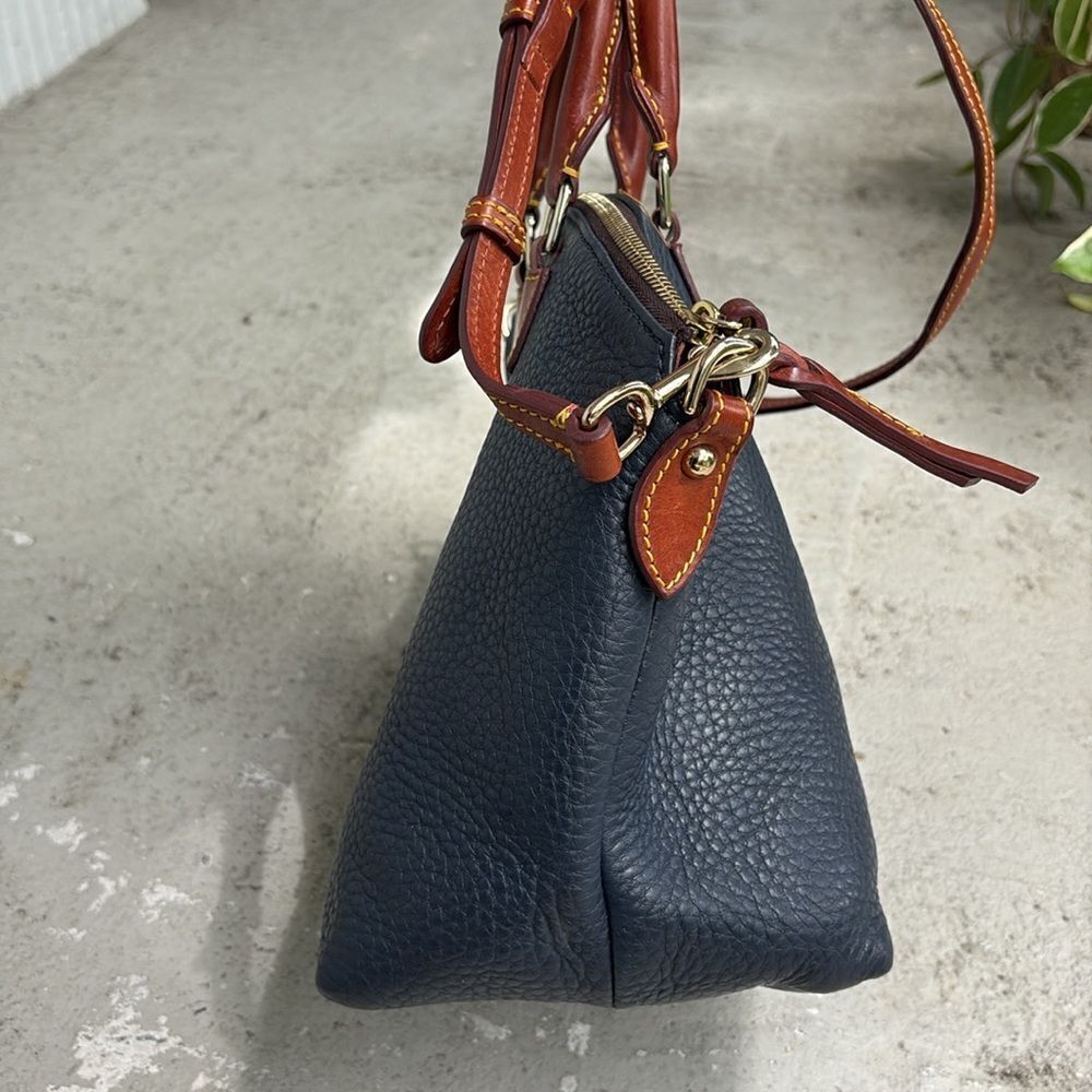 Dooney Burke Vacchetta leather bag - Picture 2 of 8